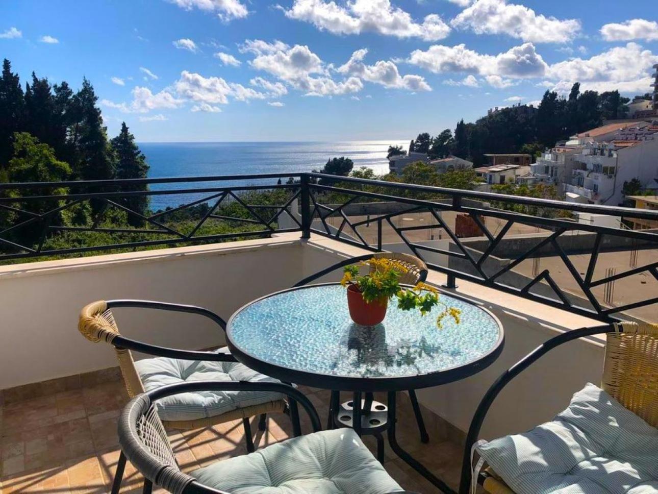 Apartments Lungo Mare Ulcinj Bagian luar foto