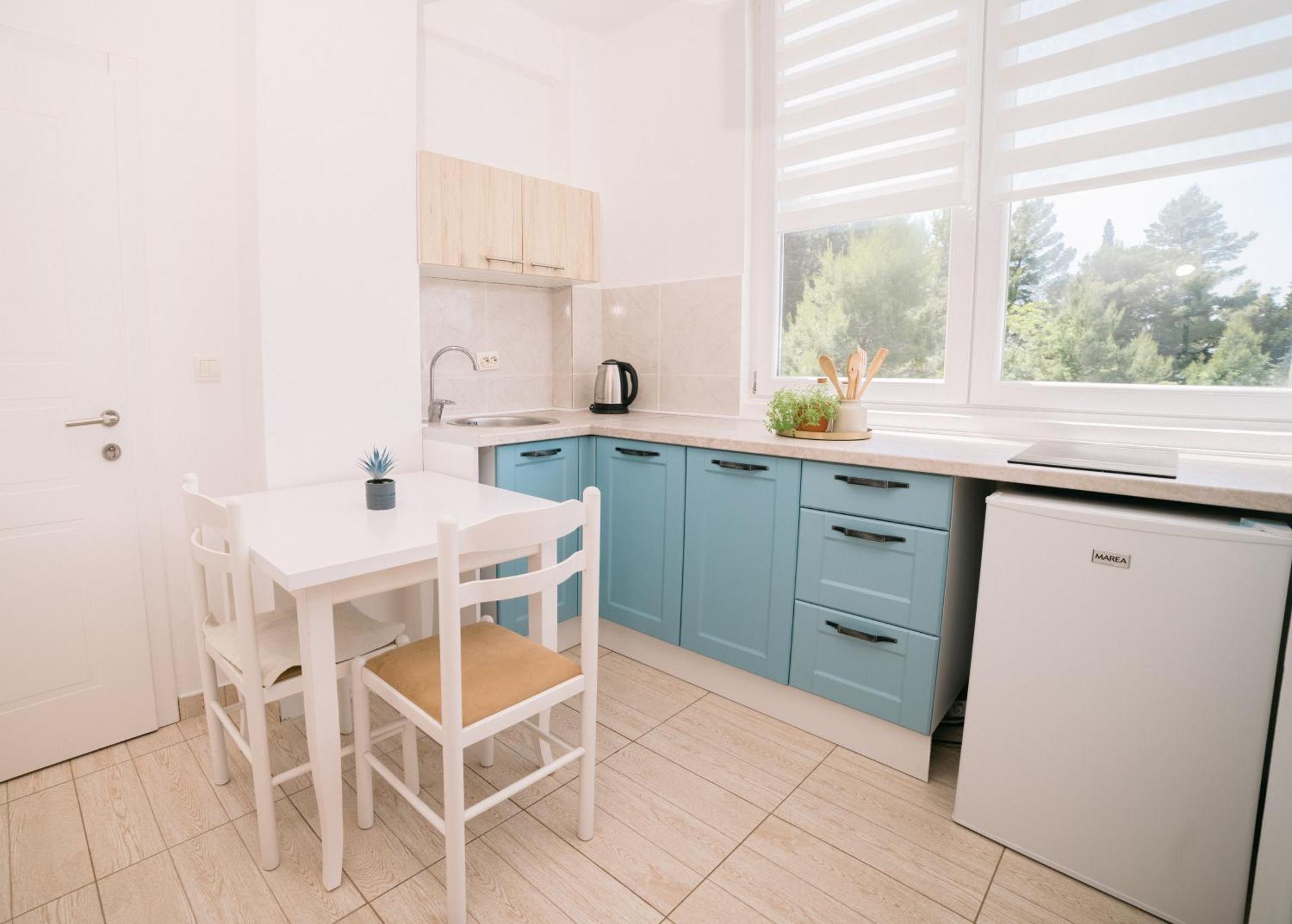 Apartments Lungo Mare Ulcinj Bagian luar foto