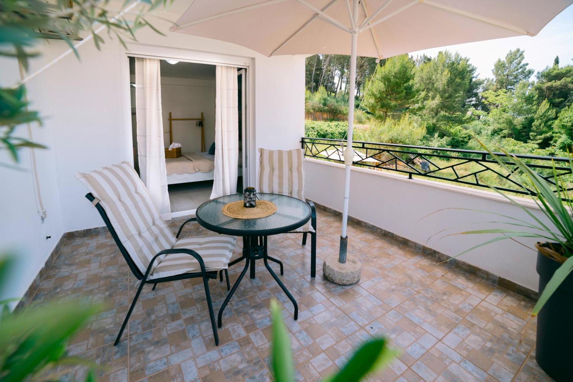 Apartments Lungo Mare Ulcinj Bagian luar foto